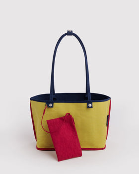 Medium Nylon Reversible Tote E1