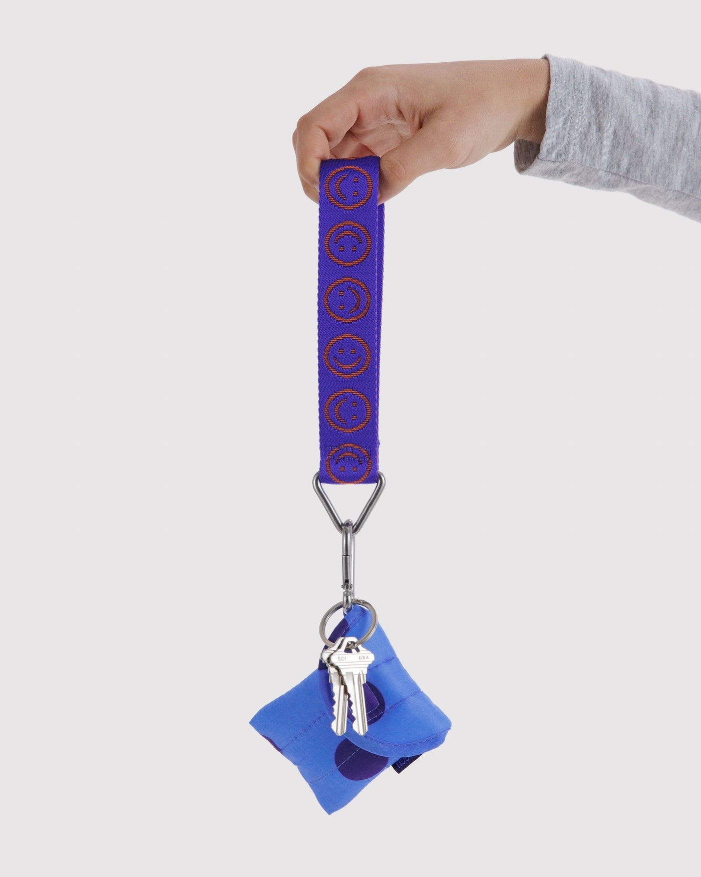 Logo Keychain H4