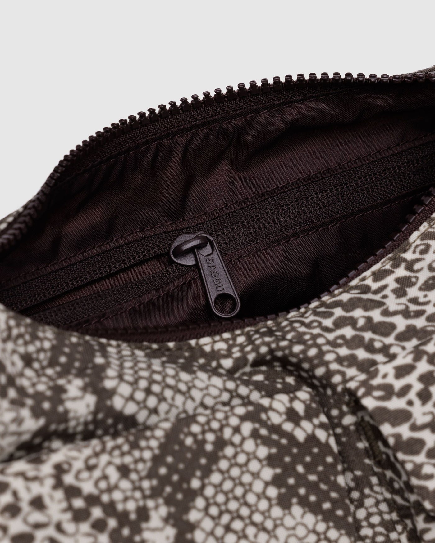 Cargo Shoulder Bag P7