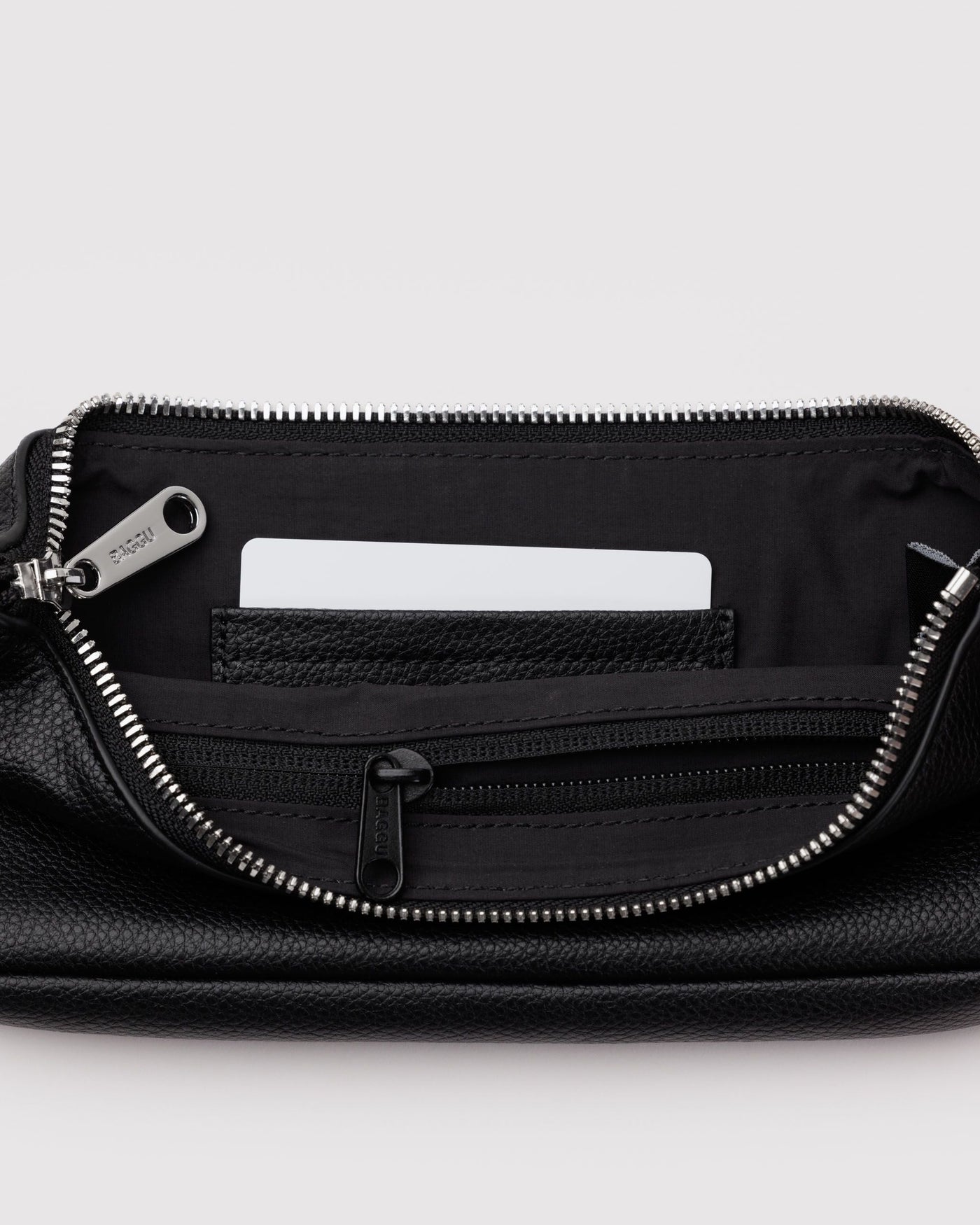 Recycled Leather Pochette R2