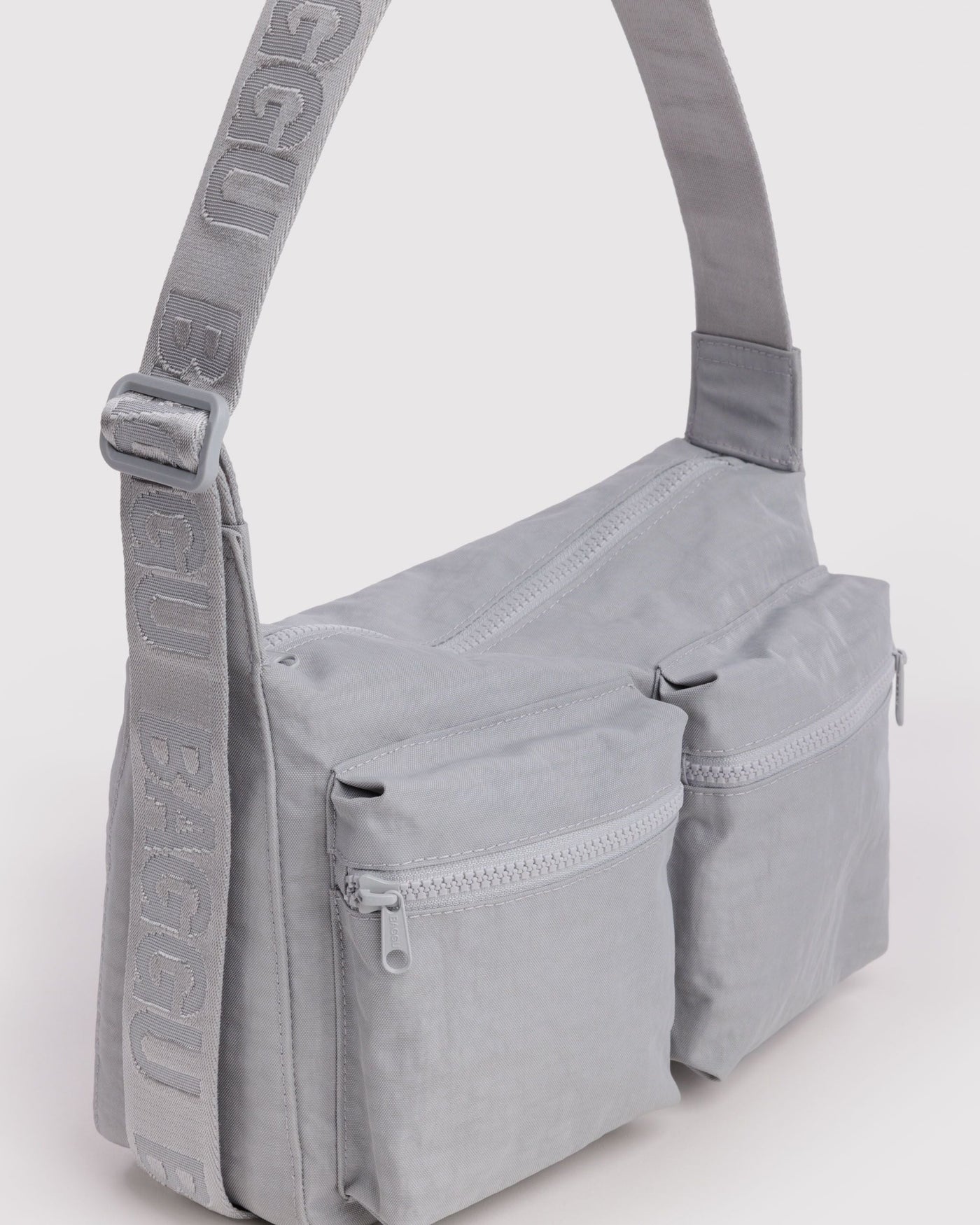 Medium Cargo Crossbody M8