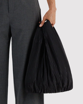 Pleated H2