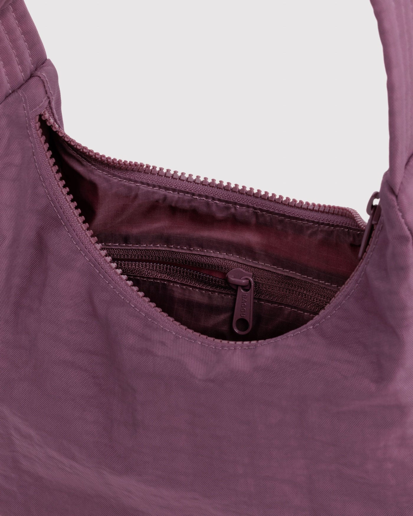 Mini Nylon Shoulder Bag Q8