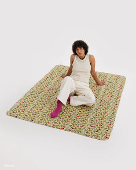 Puffy Picnic Blanket F1