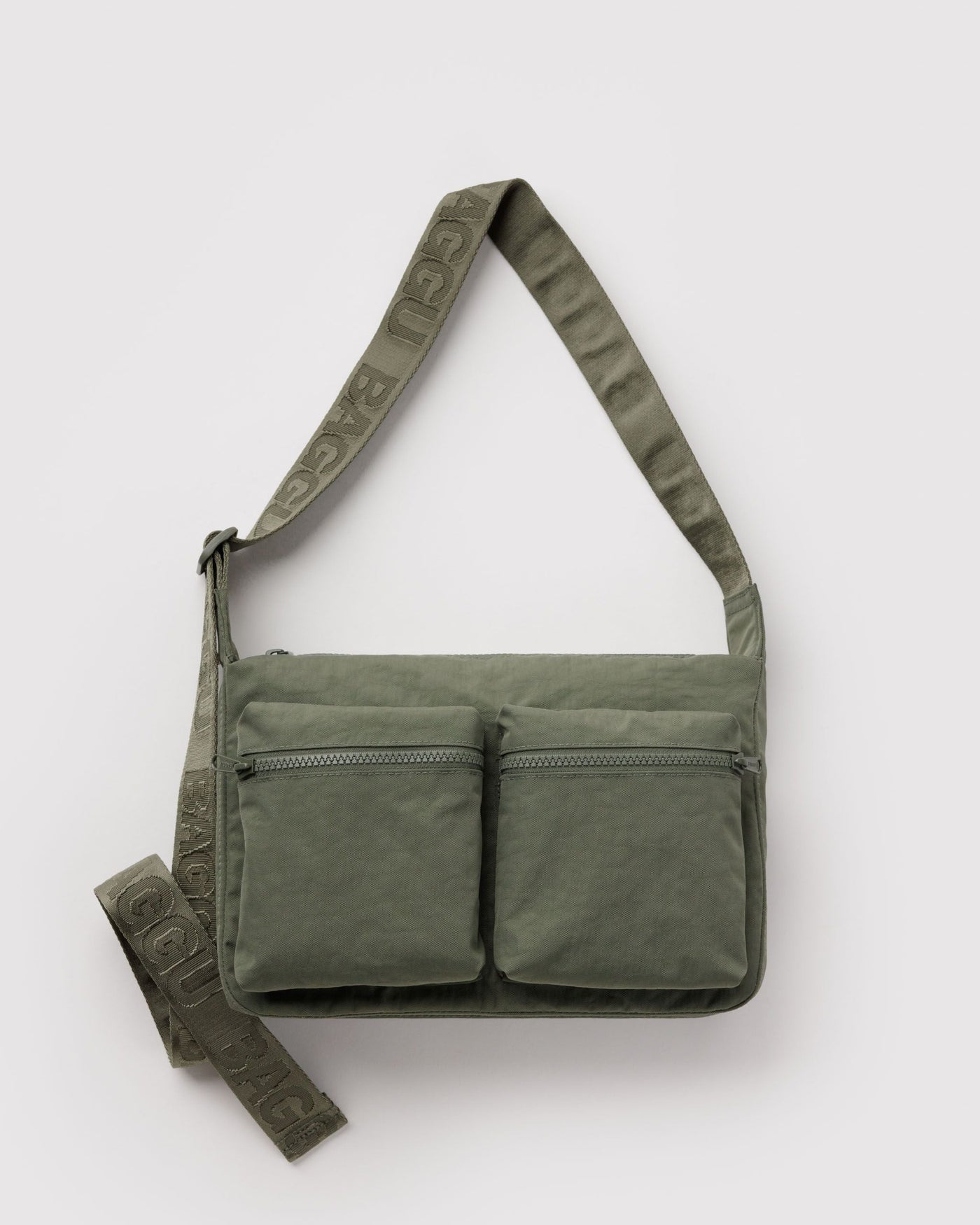 Medium Cargo Crossbody M8