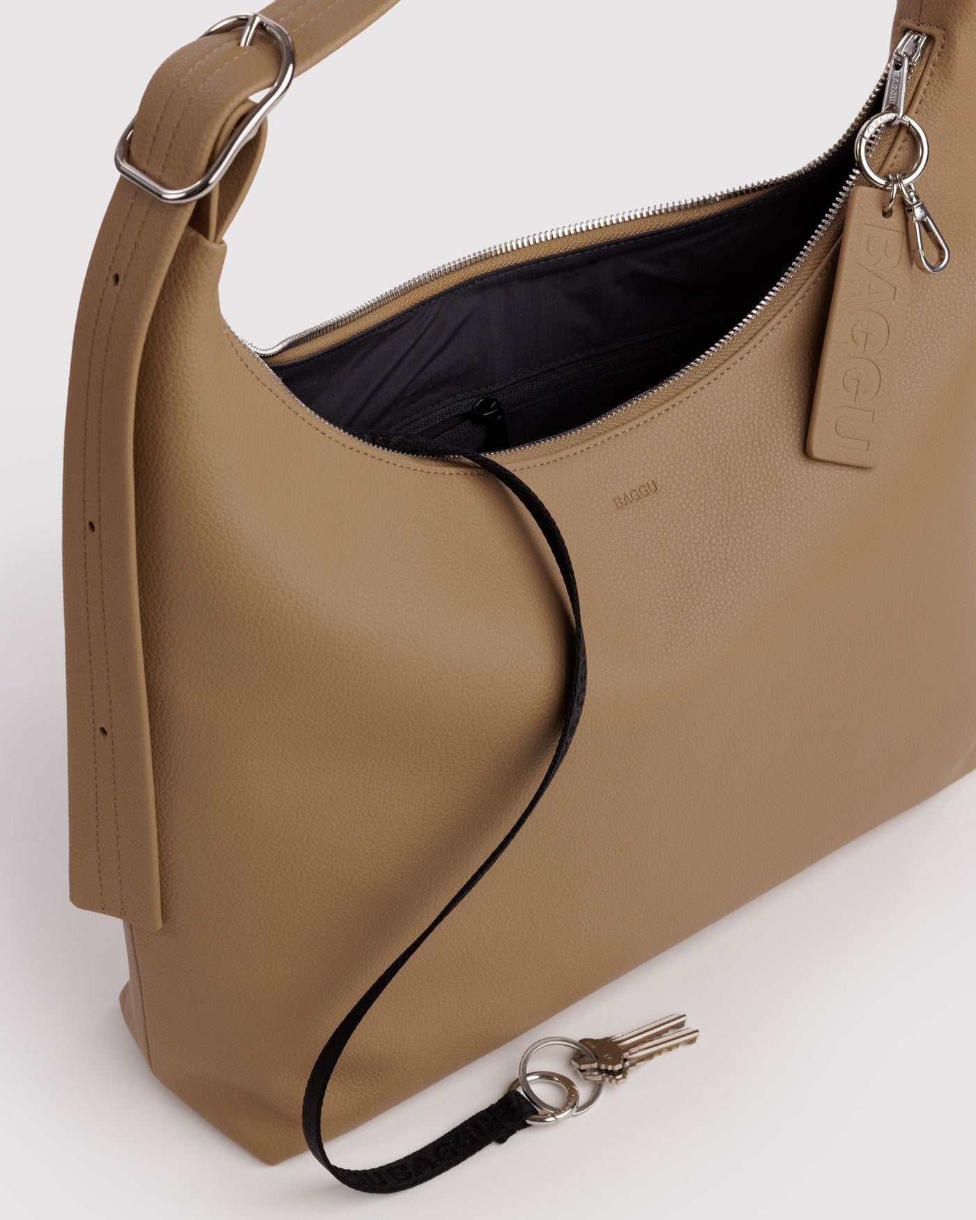 Recycled Leather Shoulder Bag V1
