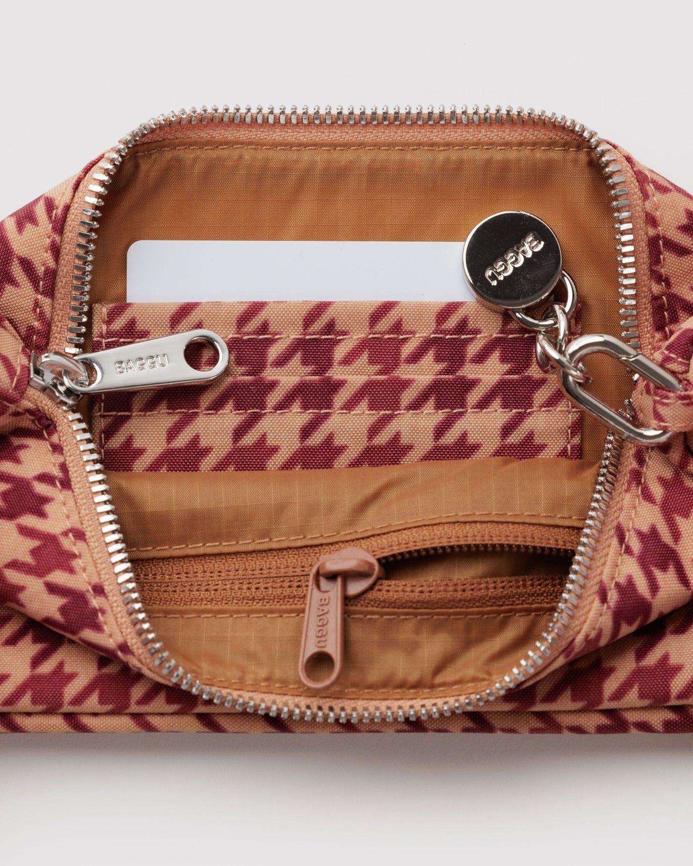 Nylon Pochette D8