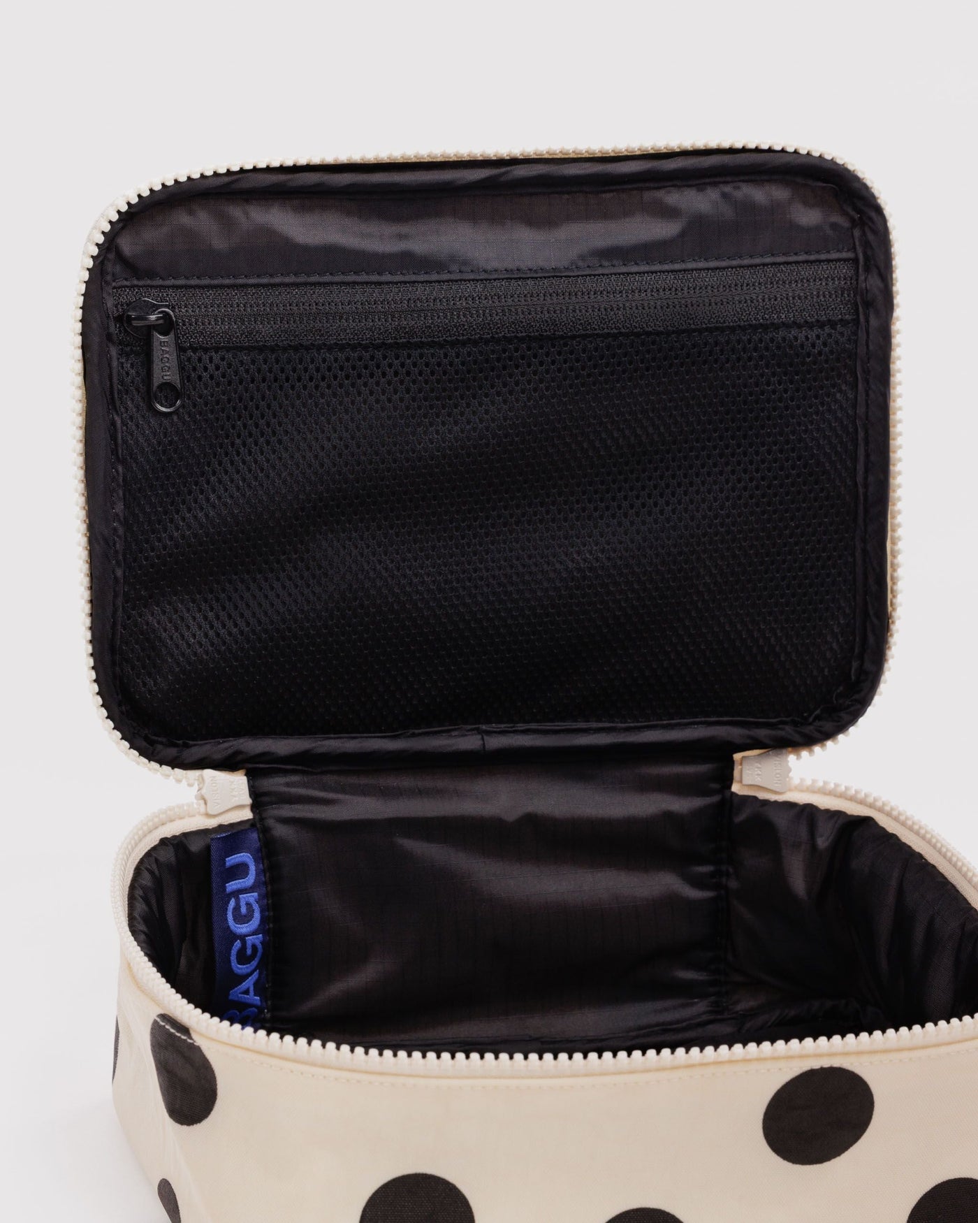 Small Cosmetic Case D3